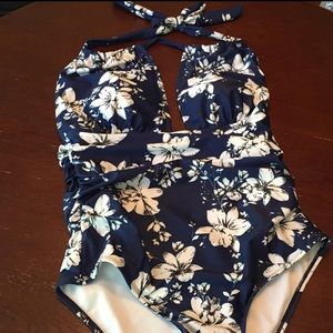 One piece swimsuit